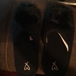VS slippers